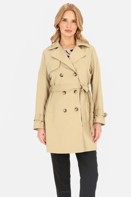 Ciemnobeżowy, dwurzędowy prochowiec wiązany w pasie