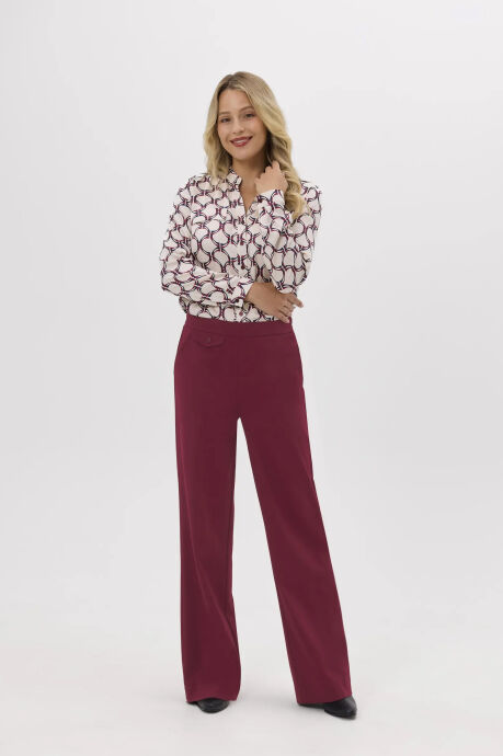 Bordowe spodnie damskie z szeroką nogawką