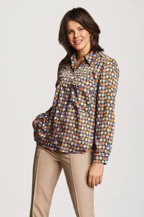 Kolorowa bluzka koszulowa z kieszeniami na piersiach